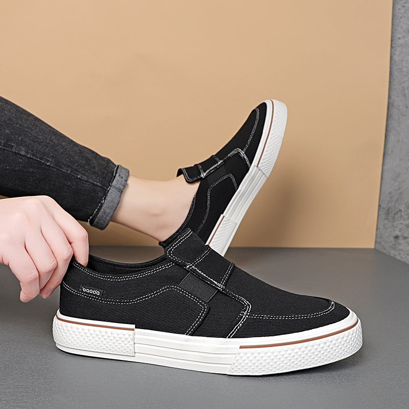 Trendy sports casual shoes