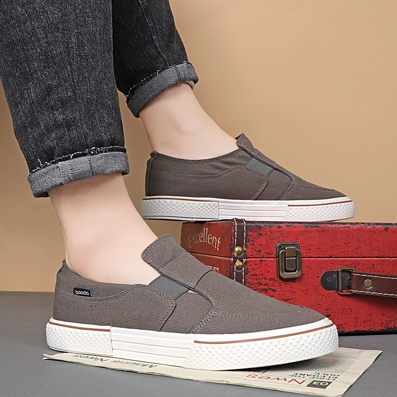 Trendy sports casual shoes