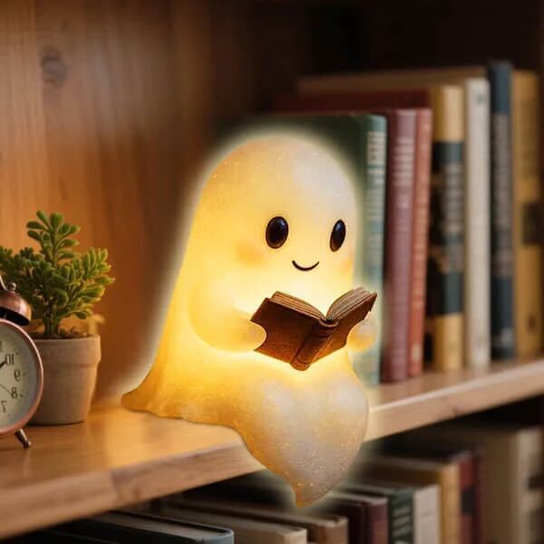 Meet the Ghost That Glows with Love – A Lamp That Warms More Than a Room