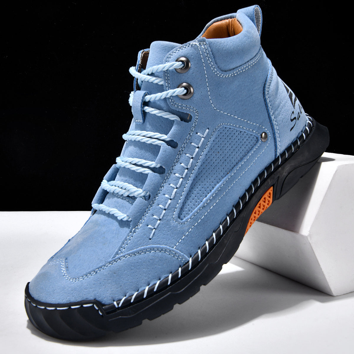 Men Can’t Get Enough of These Cozy Walking Shoes