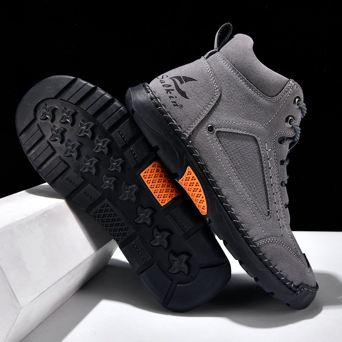 Men Can’t Get Enough of These Cozy Walking Shoes