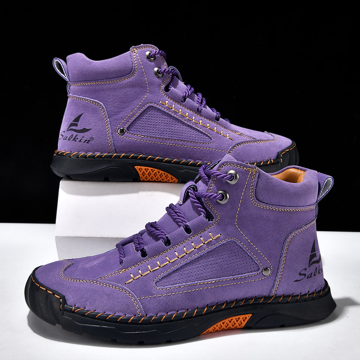 Men Can’t Get Enough of These Cozy Walking Shoes